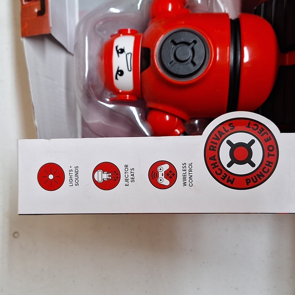 BRAND NEW! Sharper Image Mecha Rivals Remote Control Ejecting Battle Robots Set - Picture 6 of 11